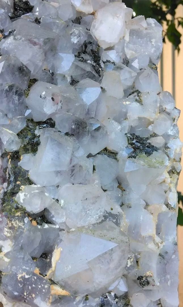 水晶 エピドート 共生クラスター 2.1kg －ｍｔ552