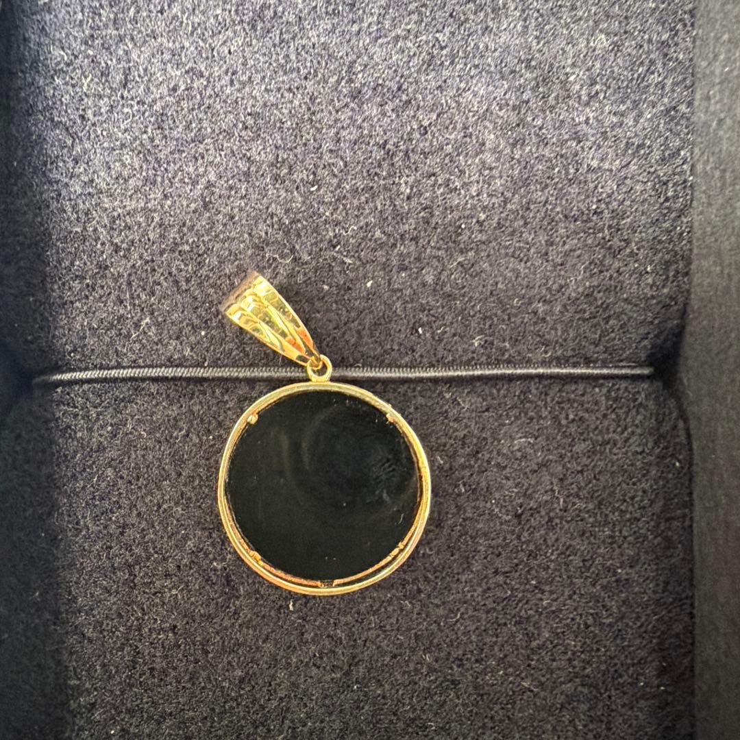 本日相場上げ18金　ドラゴン　オニキス　ペンダントトップ