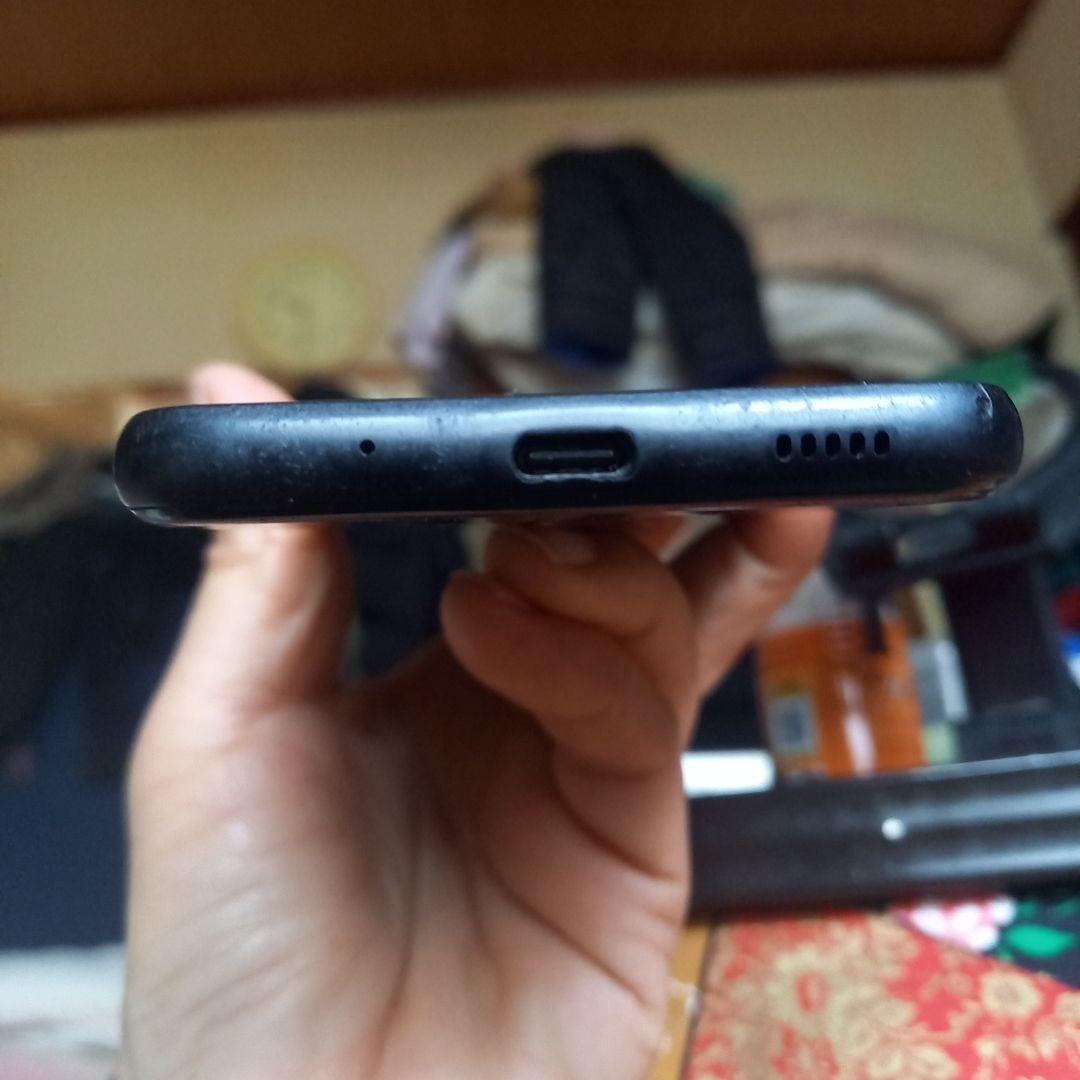 Samsung Galaxy A22 5G 本体