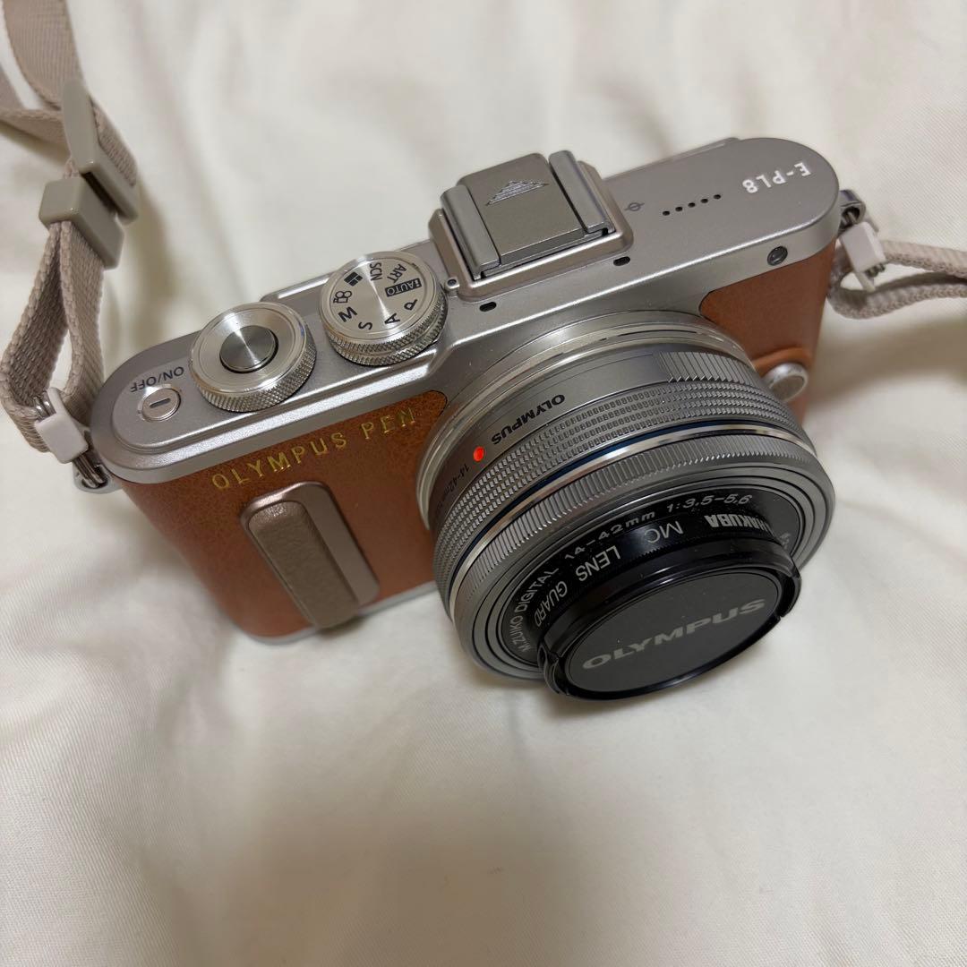 【美品】OLYMPUS PEN E-PL8 ダブルズームキットSDカード32GB
