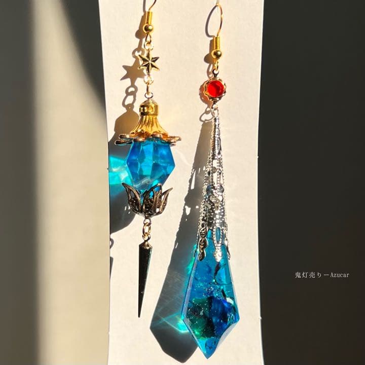 トパーズ色のペンデュラムと蓄光ランタンピアス　イヤリング★琉球ガラス入り