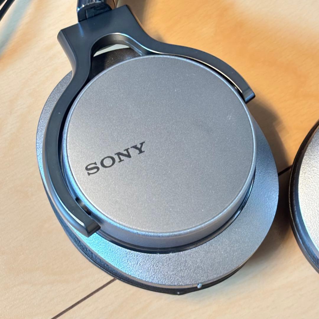 ソニー　ワイヤレスステレオヘッドセット　MDR-1A BT ヘッドホン