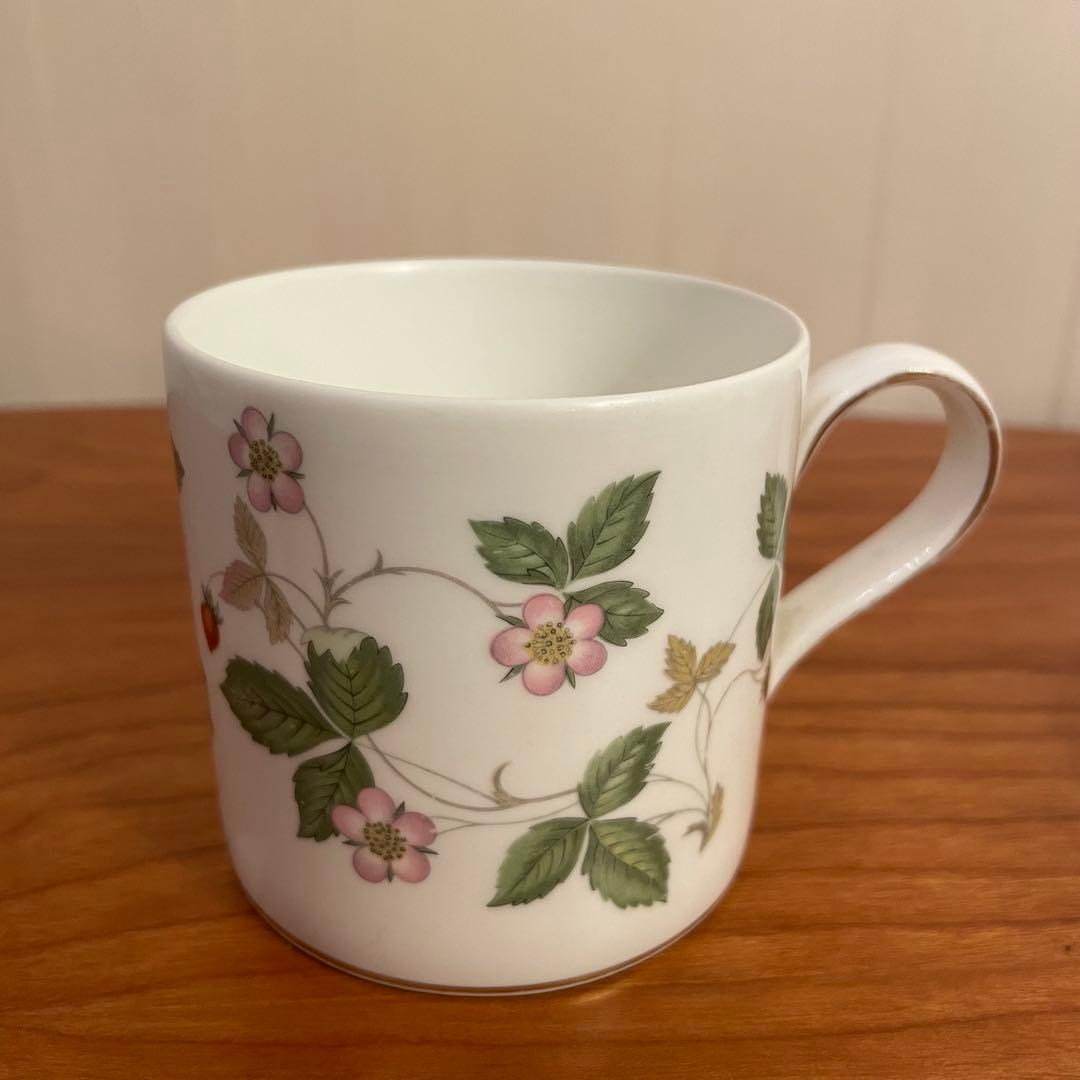 ✨美品✨英国王室御用達 高級食器ブランド  食器3点セット ②