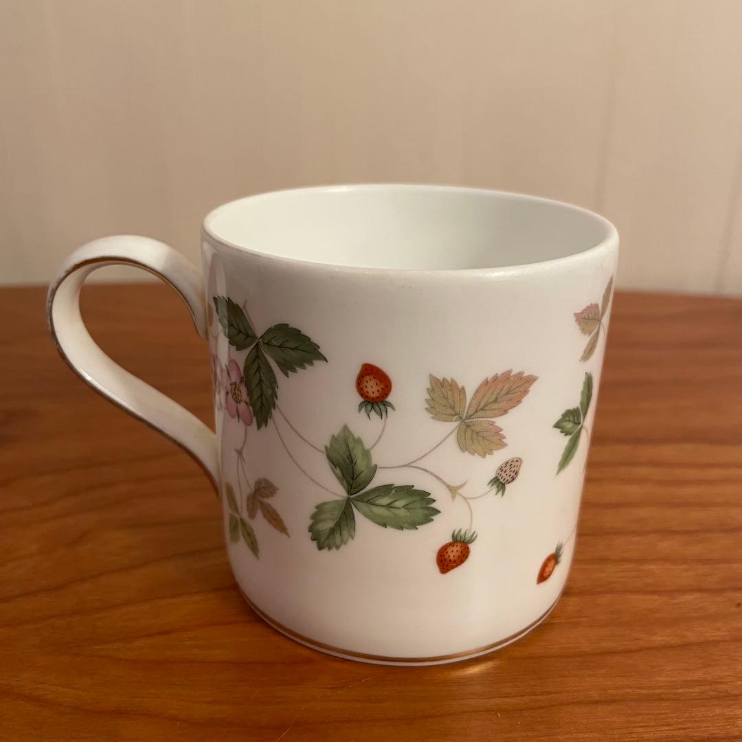 ✨美品✨英国王室御用達 高級食器ブランド  食器3点セット ②