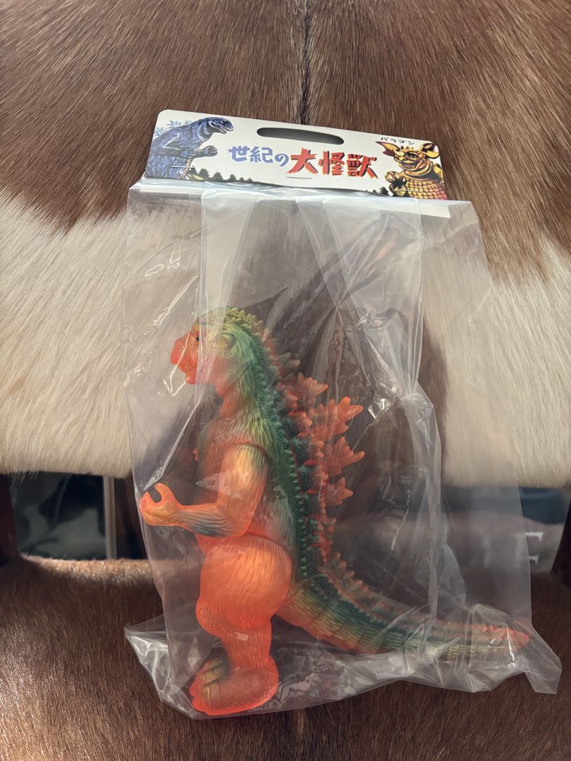 マルサン '54ゴジラ350 (Ehime Orange 黒目Ver.)