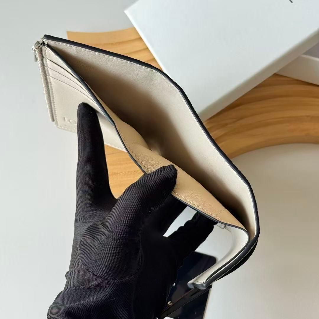 Loewe グリーン 三つ折り財布