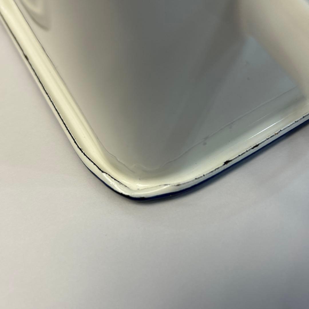 ホーロー　ブレッドケース　ブレッド缶