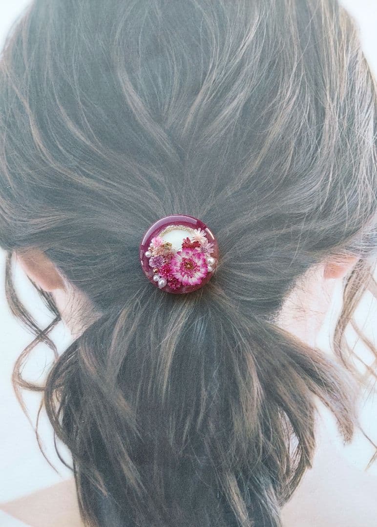 【1367】レジン　マトリカリア　ヘアゴム　ポニーフック　ブロ―チ　ハンドメイド