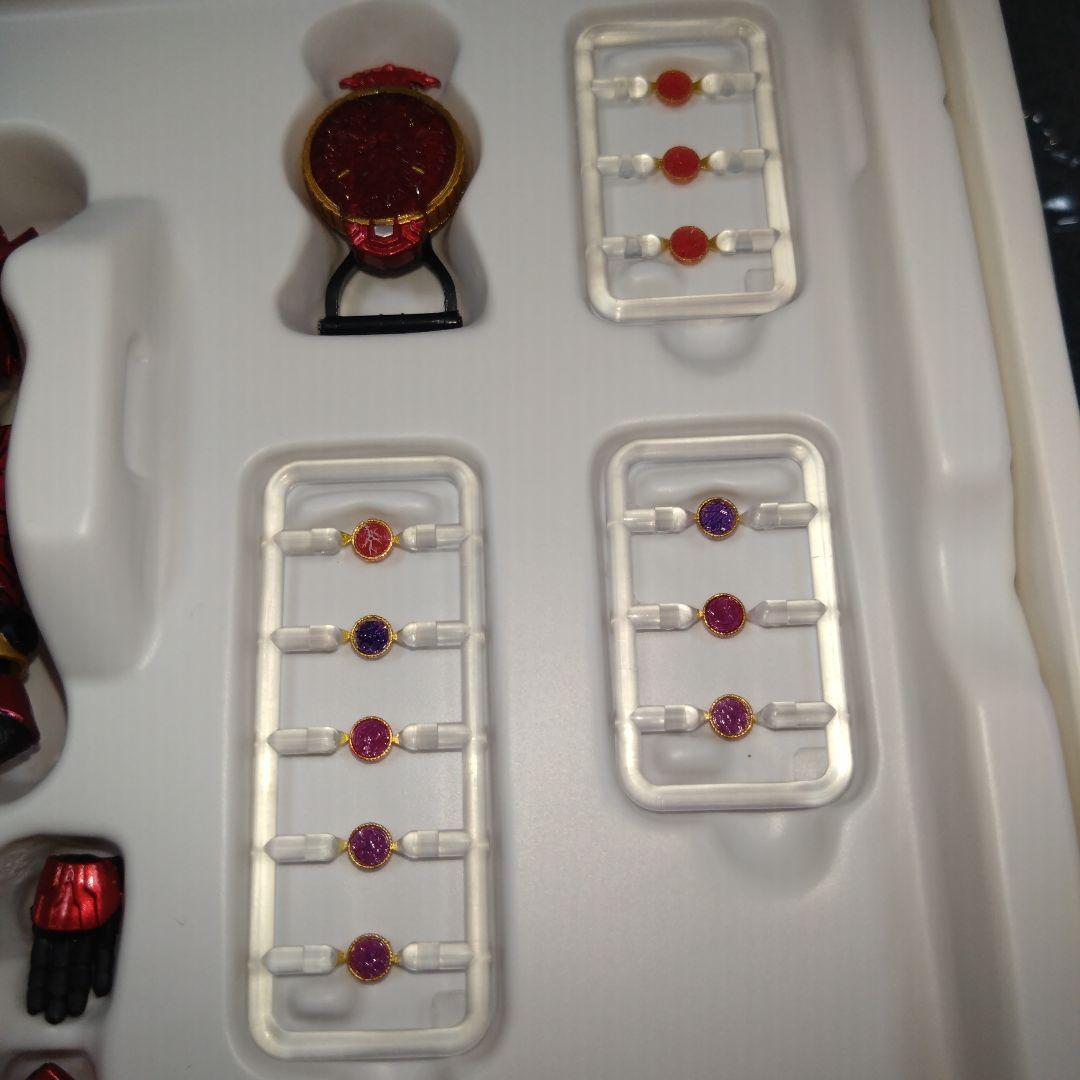 S.H.Figuarts (真骨彫製法) 仮面ライダーオーズ タジャドルコンボ…