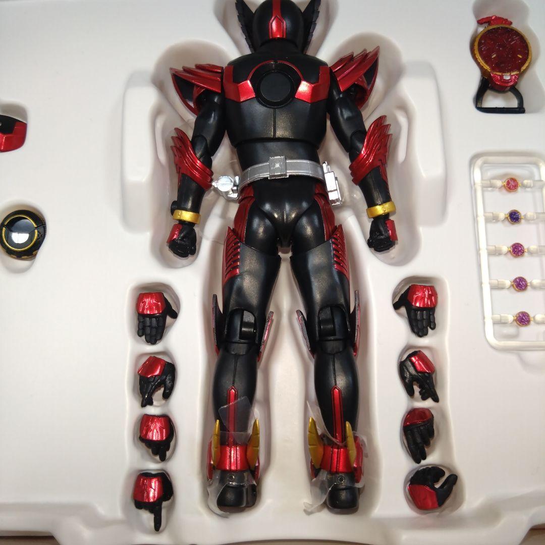 S.H.Figuarts (真骨彫製法) 仮面ライダーオーズ タジャドルコンボ…