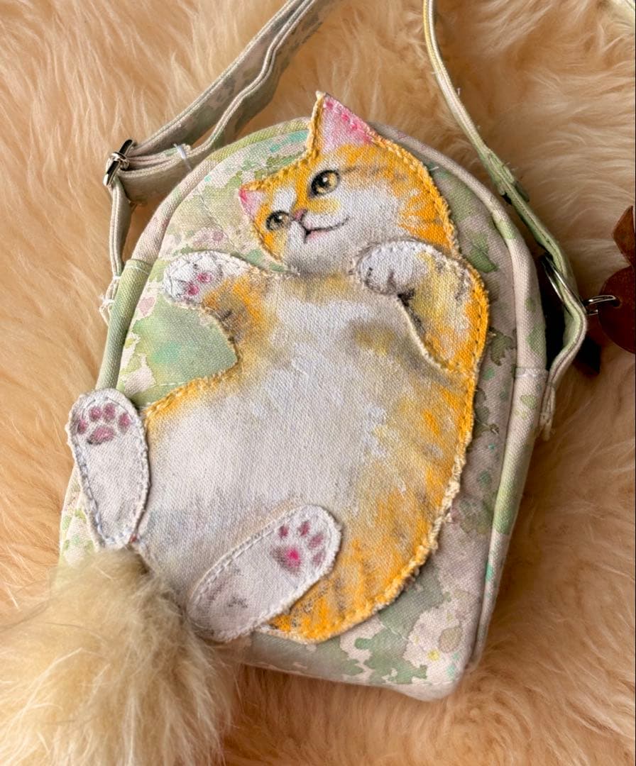 さっぴー様　体と目を黄色強めに致します　ショルダーバッグ