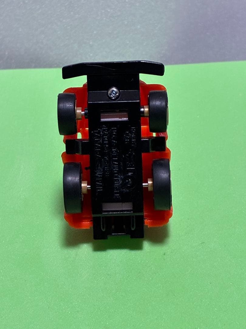 チョロQ、ランドクルーザー・オレンジ色