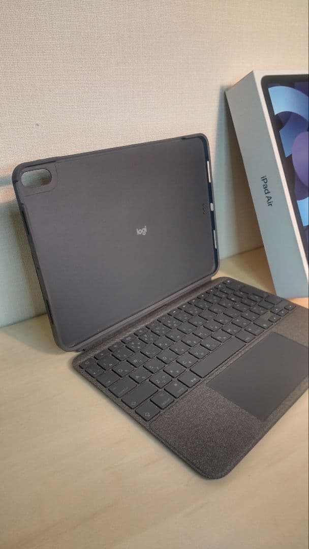 iPad air 第4世代　64GB キーボードカバーつき ほぼ未使用