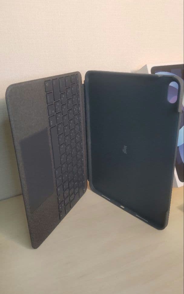 iPad air 第4世代　64GB キーボードカバーつき ほぼ未使用