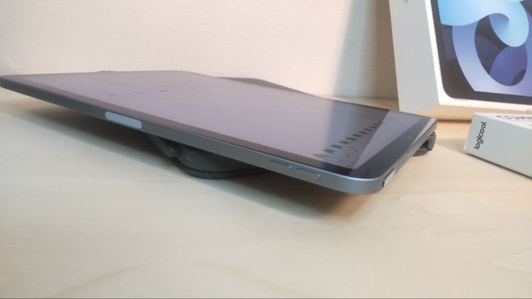 iPad air 第4世代　64GB キーボードカバーつき ほぼ未使用