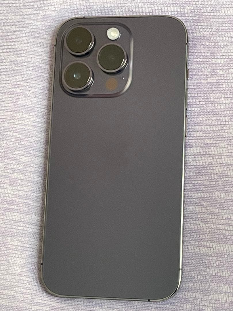 iPhone14pro ディープパープル　カバー付き　週末まで限定！