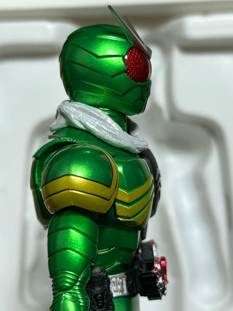 S.H.Figuarts 真骨彫製法　仮面ライダーW サイクロンスカル