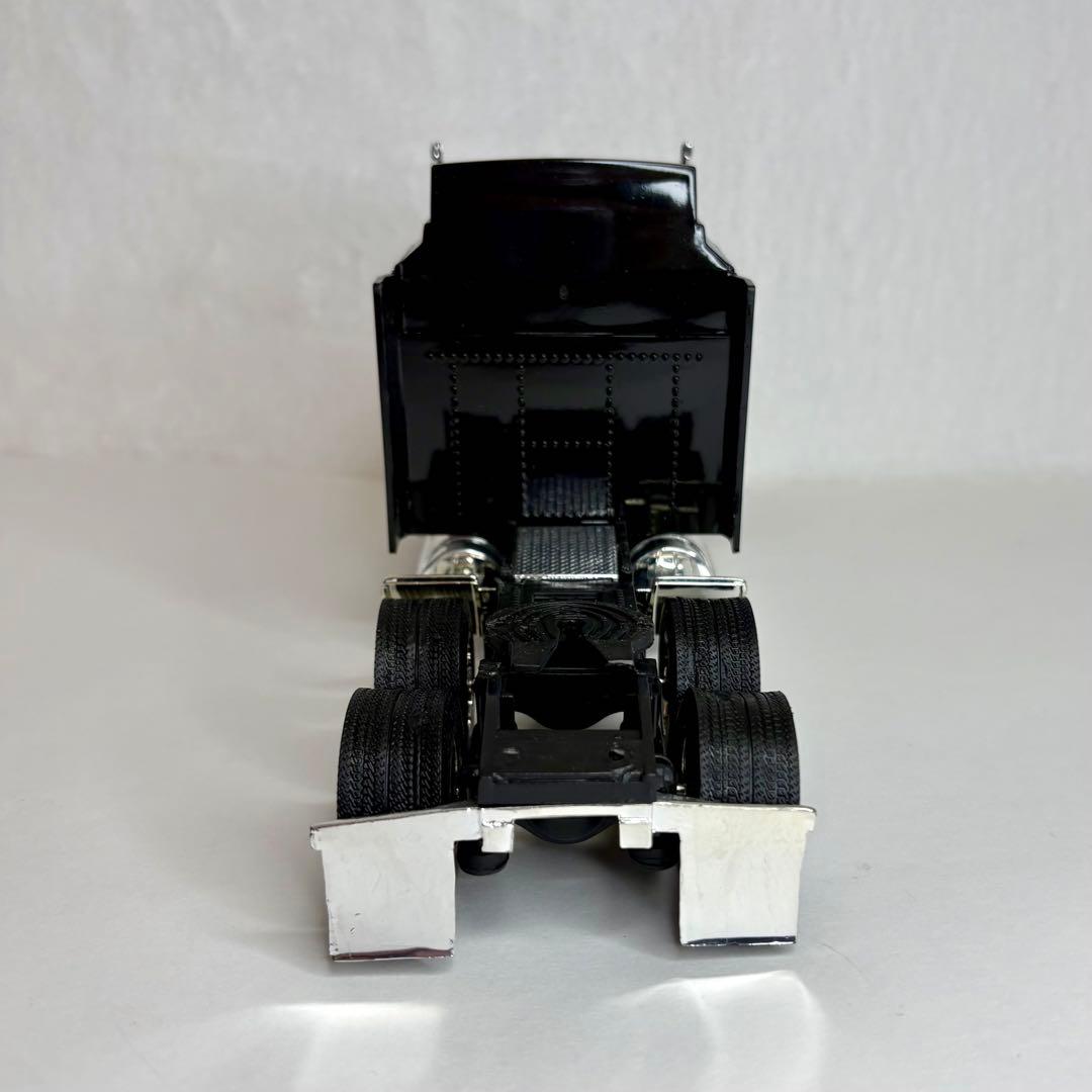 ブラックバイソン NewRay モデル379 トレーラー 1/32