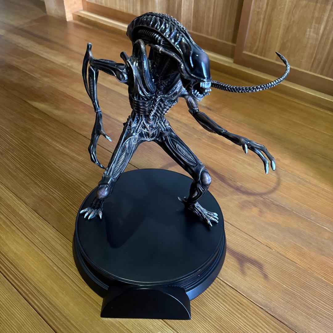 パリセイズ　エイリアンウォーリア　シグネチャースタチュー