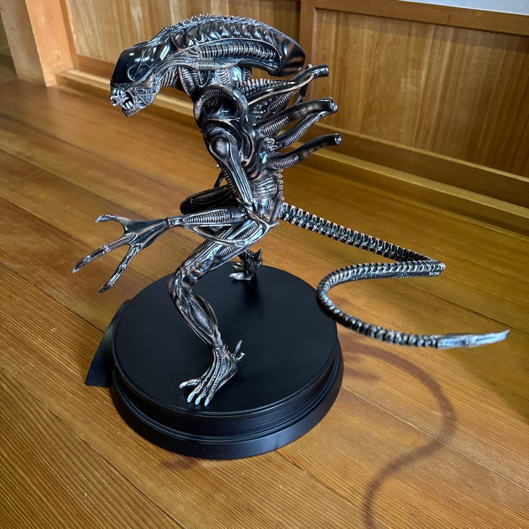 パリセイズ　エイリアンウォーリア　シグネチャースタチュー