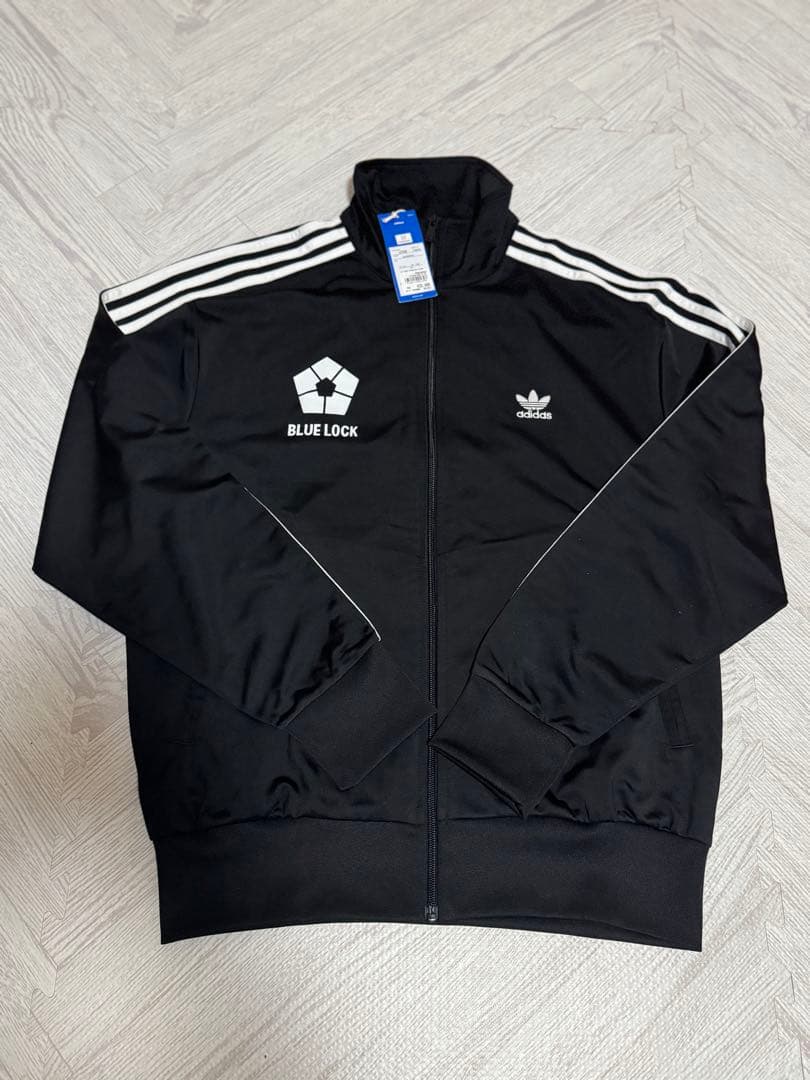 アディダス×ブルーロック　トラックトップ ブラック×ホワイト　潔 世一　XL