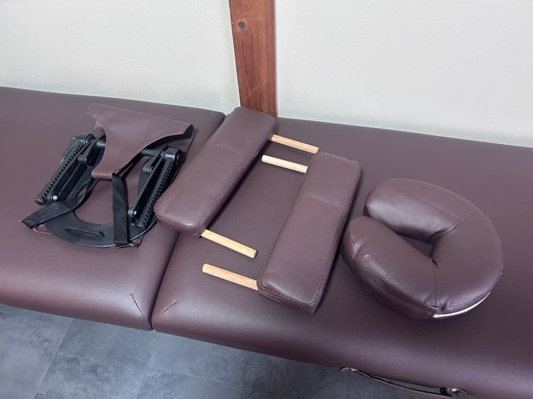 【美品】折りたたみマッサージベッド