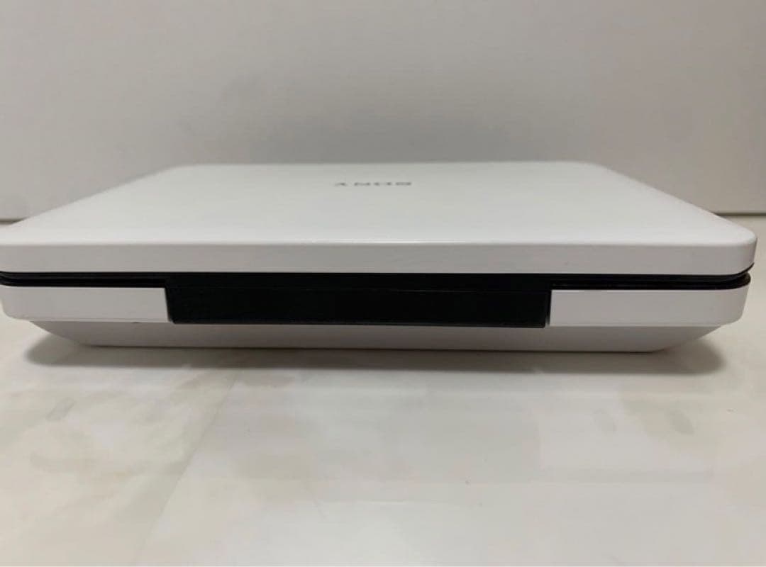 美品動作品 SONY DVP-FX730 ポータブルDVDプレーヤ－ ホワイト