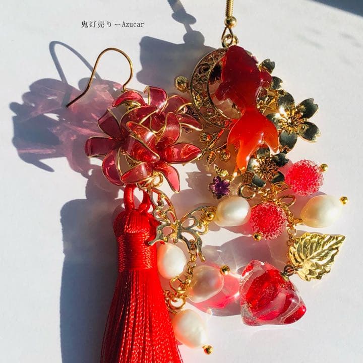 紅金魚と鬼灯と彼岸花の和風ピアス イヤリング 蝶々と淡水パール、ロングタッセル