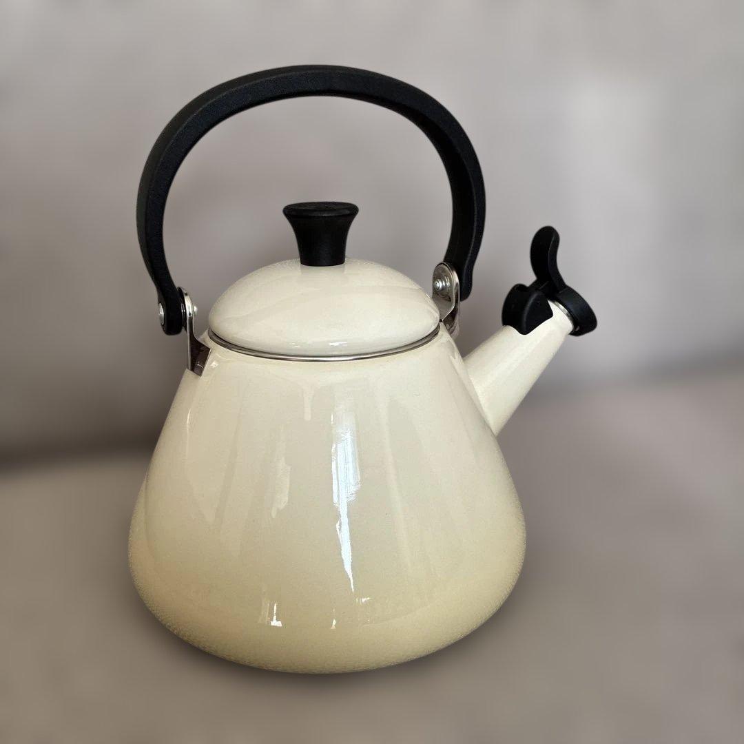 ル・クルーゼ　ホウロウケトル　メレンゲ　1.6ℓ