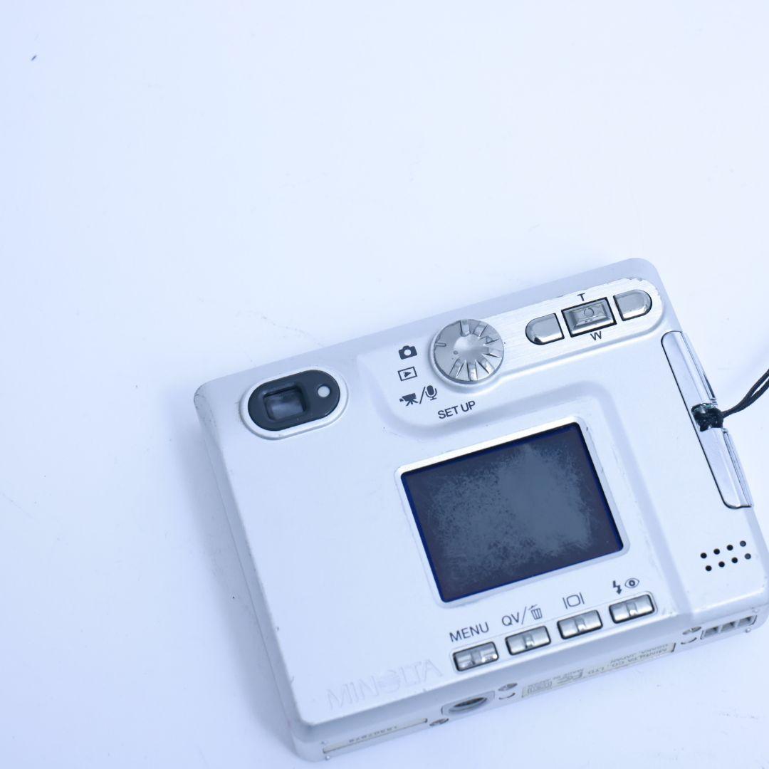 スマホ転送可 MINOLTA デジタルカメラ メモリーカード他付 コンデジ