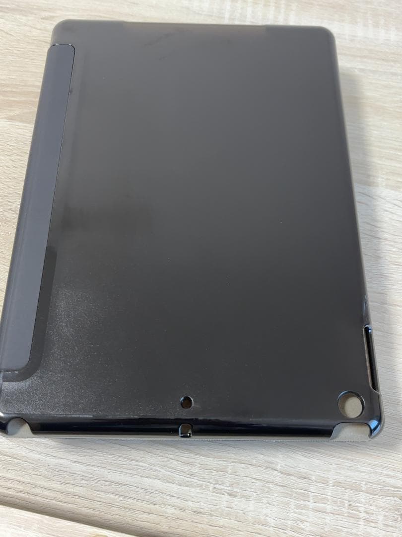 Apple iPad 第8世代 10.2インチ スペースグレイ