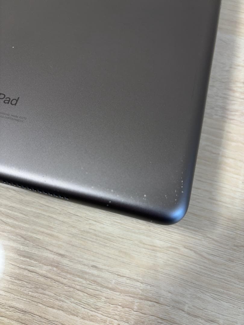 Apple iPad 第8世代 10.2インチ スペースグレイ