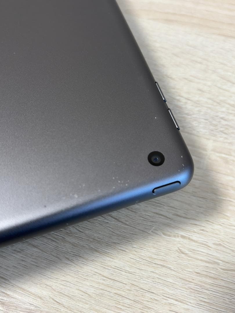 Apple iPad 第8世代 10.2インチ スペースグレイ