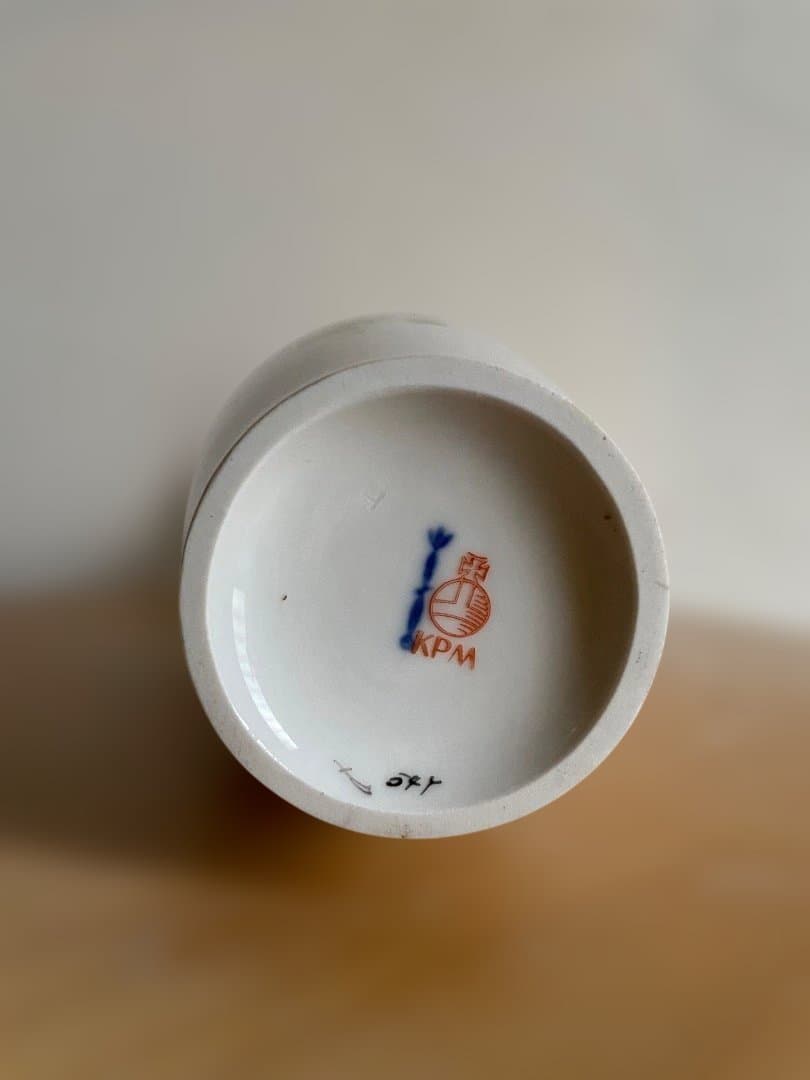 KPMベルリン 28cm大型花瓶（マリア・テレジア様式）