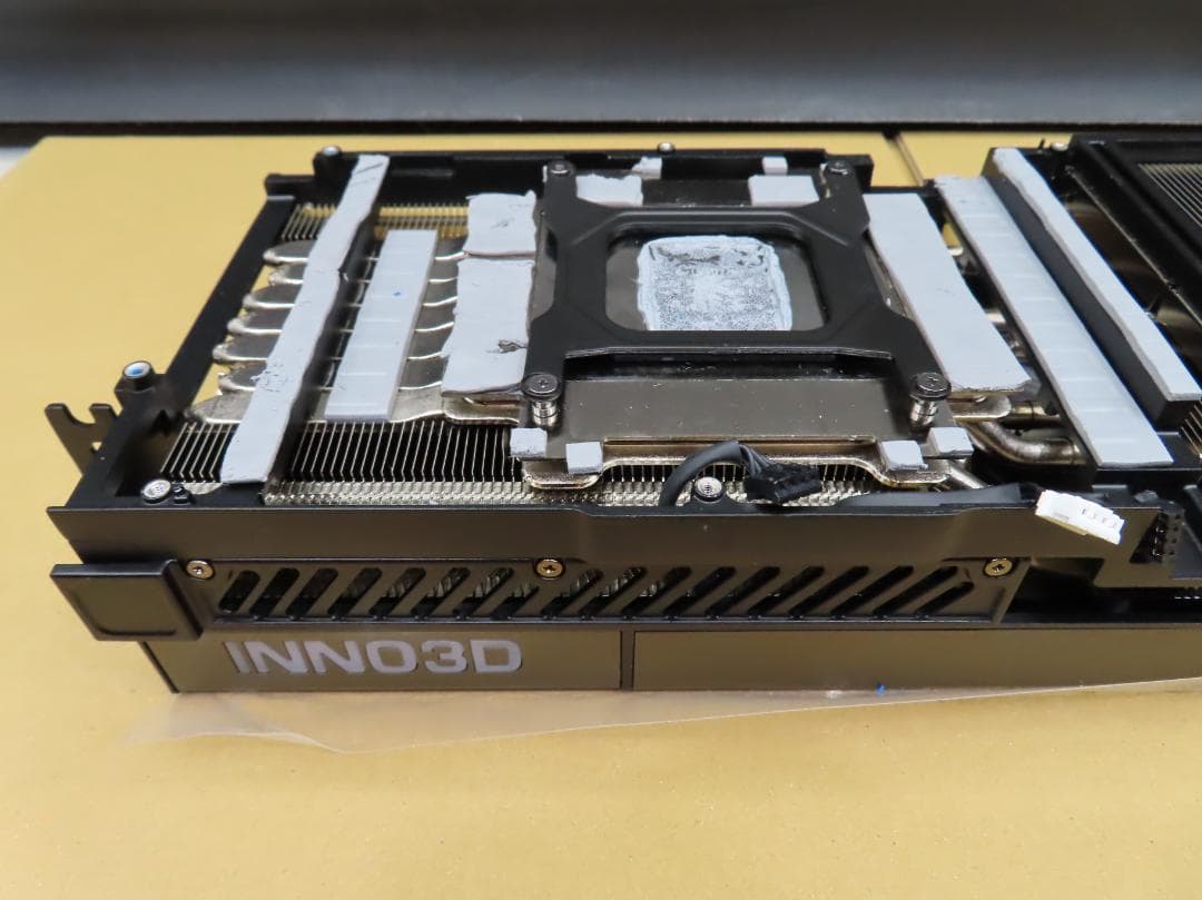 INNO3D N50903-32D7X グラフィック 交換対応用 クーラーファン