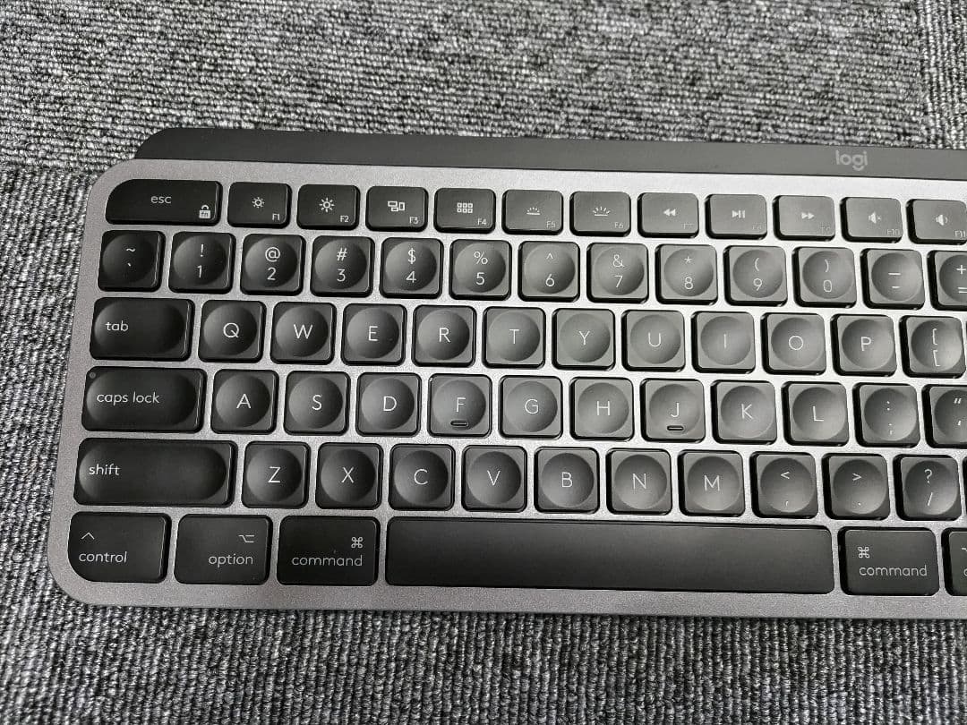 ② Logicool MX Keys S (Mac用) ロジクール KX800