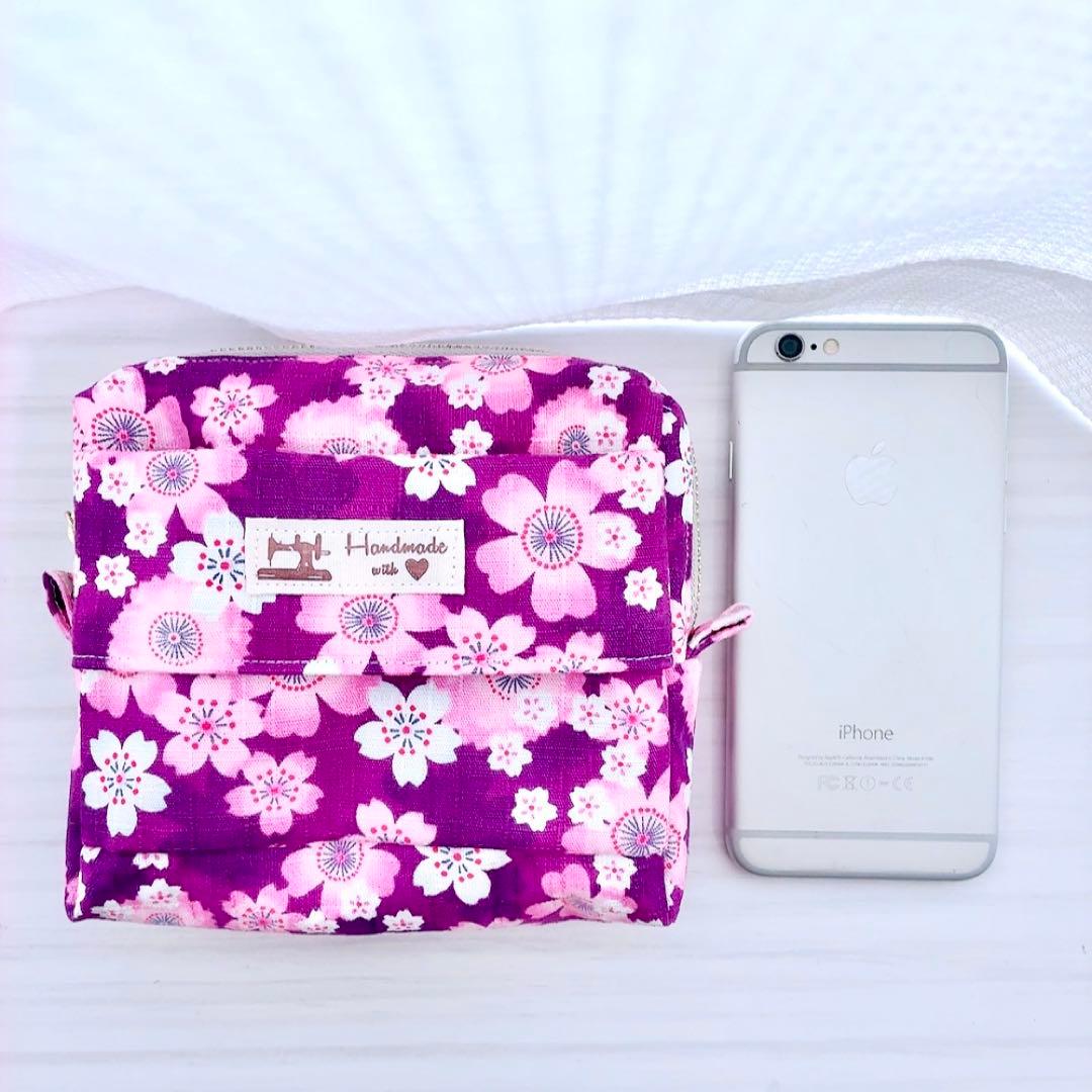 ★たっこ♡★ ハンドメイドポーチ ティッシュポケット付 和柄 桜 A480