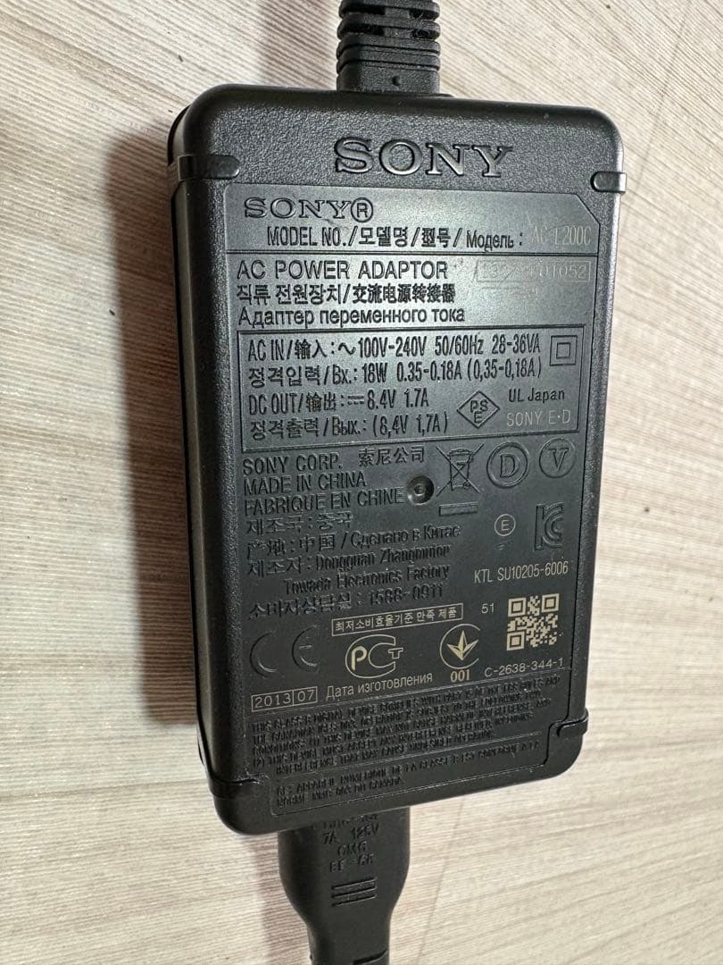 Sony HDR-TG1 ビデオカメラ 中古ジャンク品