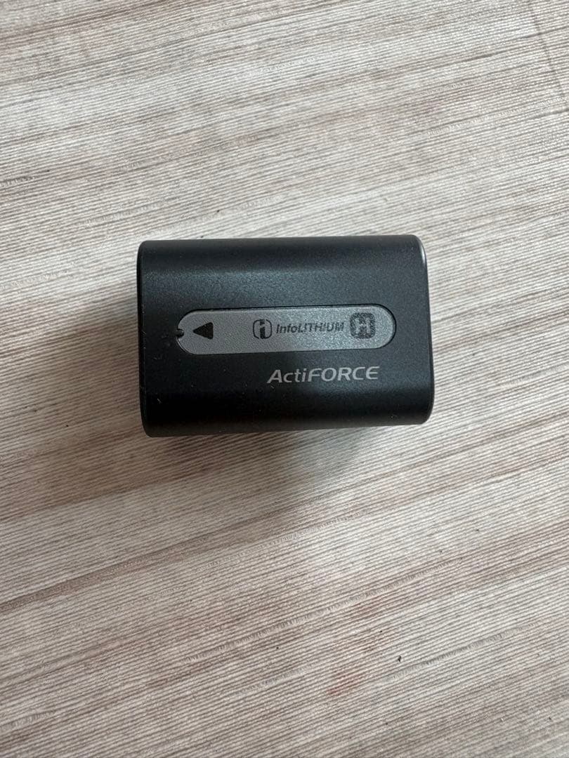 Sony HDR-TG1 ビデオカメラ 中古ジャンク品