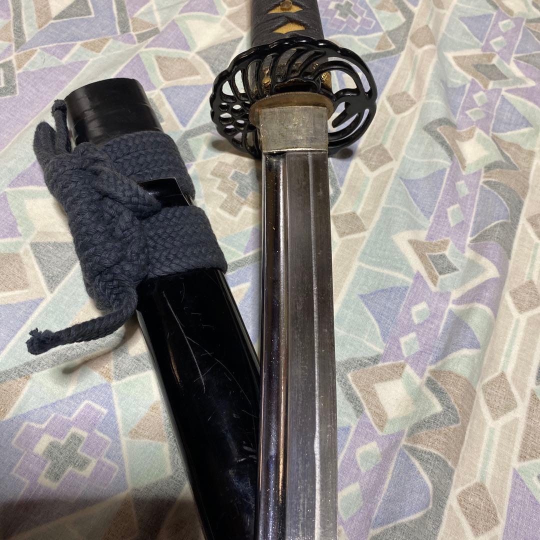 女性•少年用居合刀 黒柄 鶴羽透し丸鍔 黒呂鞘