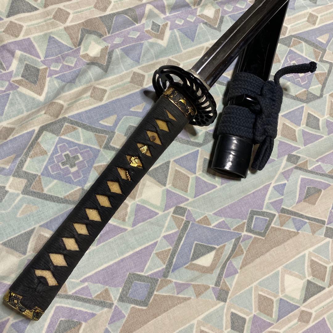 女性•少年用居合刀 黒柄 鶴羽透し丸鍔 黒呂鞘