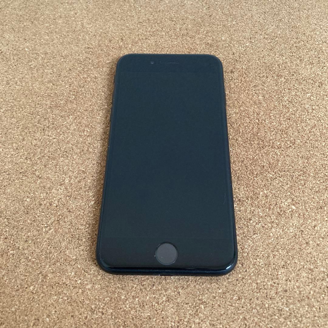 4153【早い者勝ち】美品☆電池新品☆iPhoneSE2 64GB SIMフリー