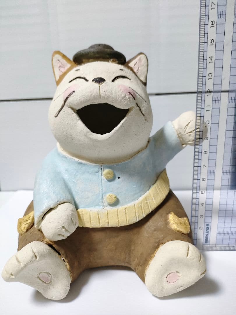 柳岡未来miku　yanaoka 陶土ねこ　とらさん