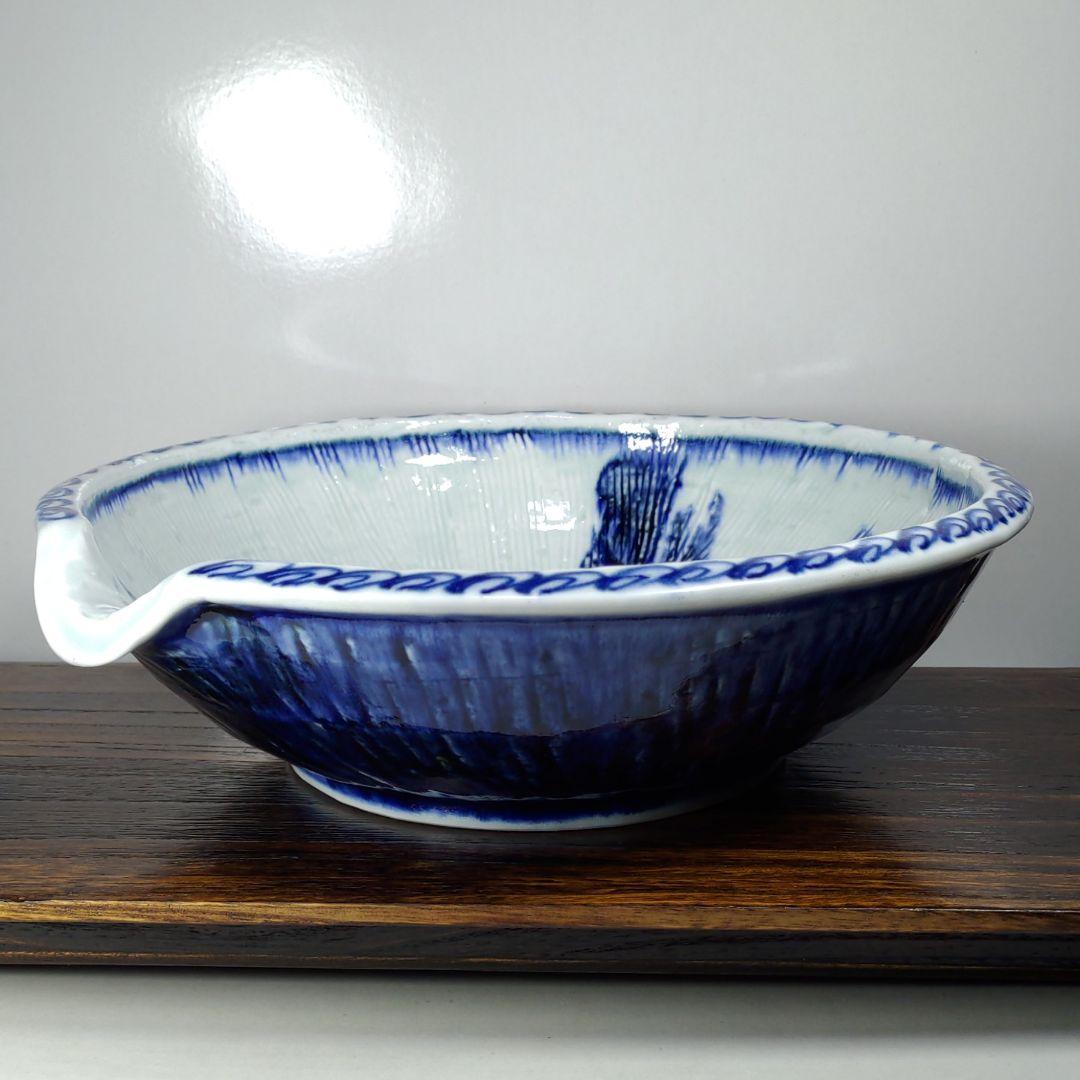 呉須手描山水27cm内櫛目外トチリ呉須巻片口形大鉢　新品未使用　送料込み　美濃焼