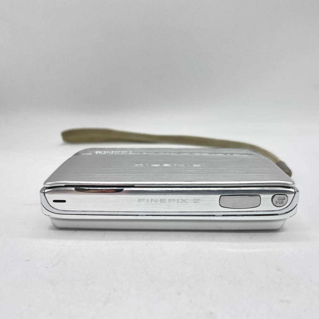 【動作品・転送特典無料有】FUJIFILM finepix Z70 SILVER