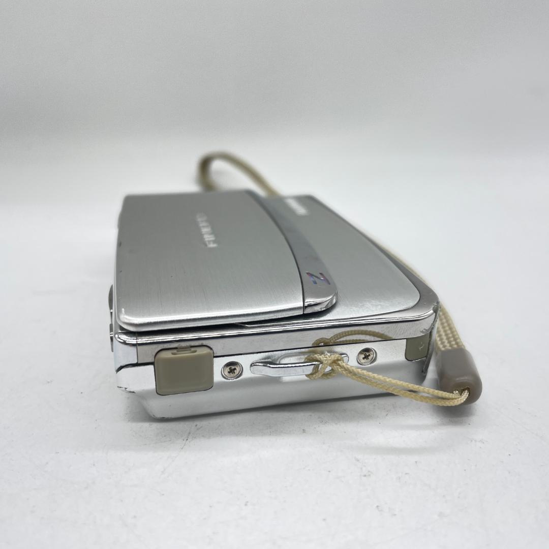 【動作品・転送特典無料有】FUJIFILM finepix Z70 SILVER