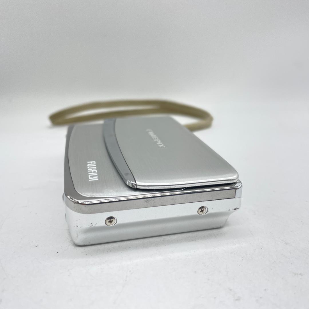 【動作品・転送特典無料有】FUJIFILM finepix Z70 SILVER