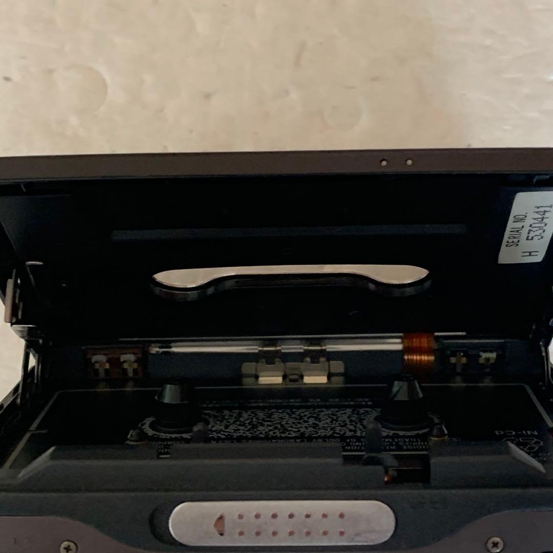 ジャンク ソニー WM-GX822 ウォークマン 壊れています