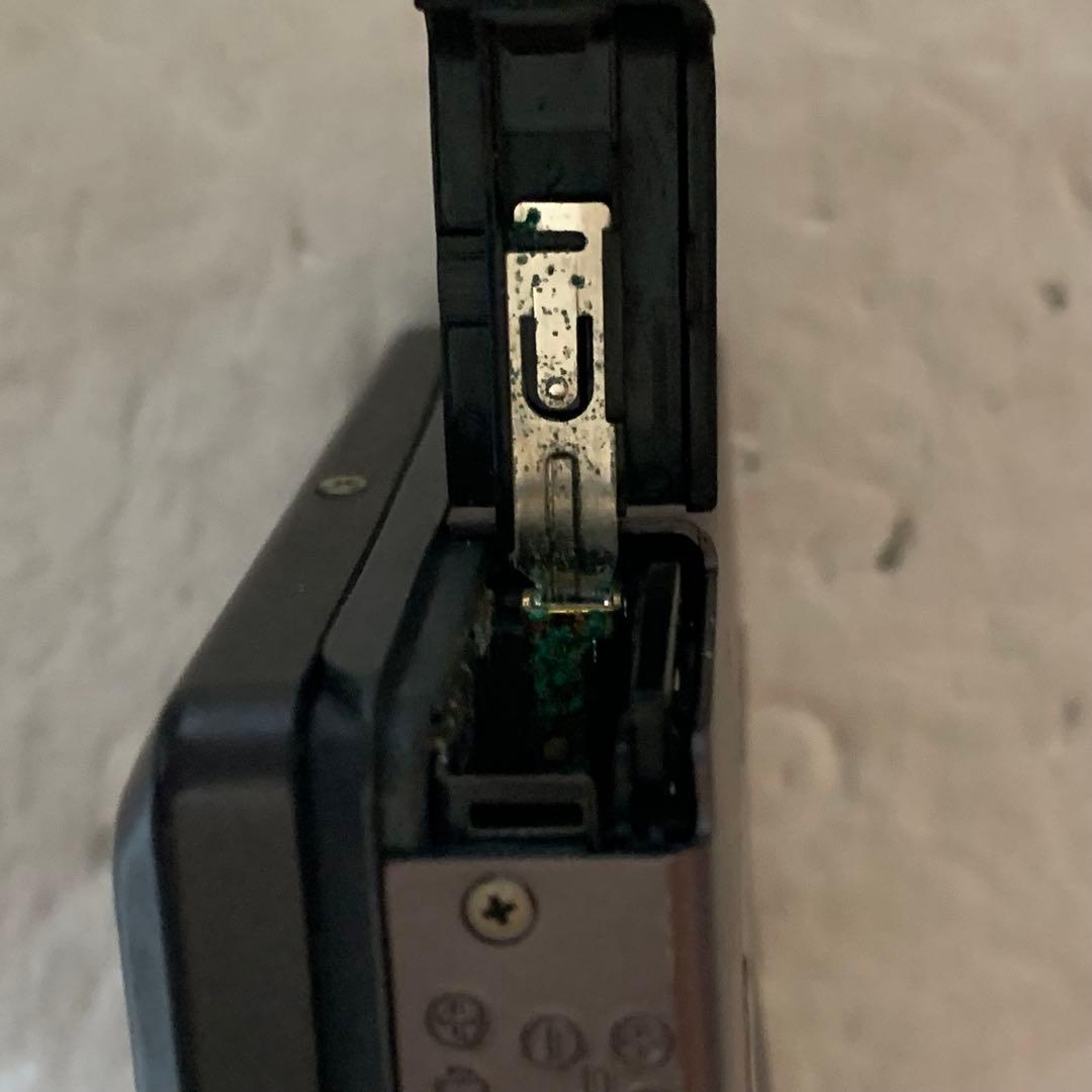 ジャンク ソニー WM-GX822 ウォークマン 壊れています