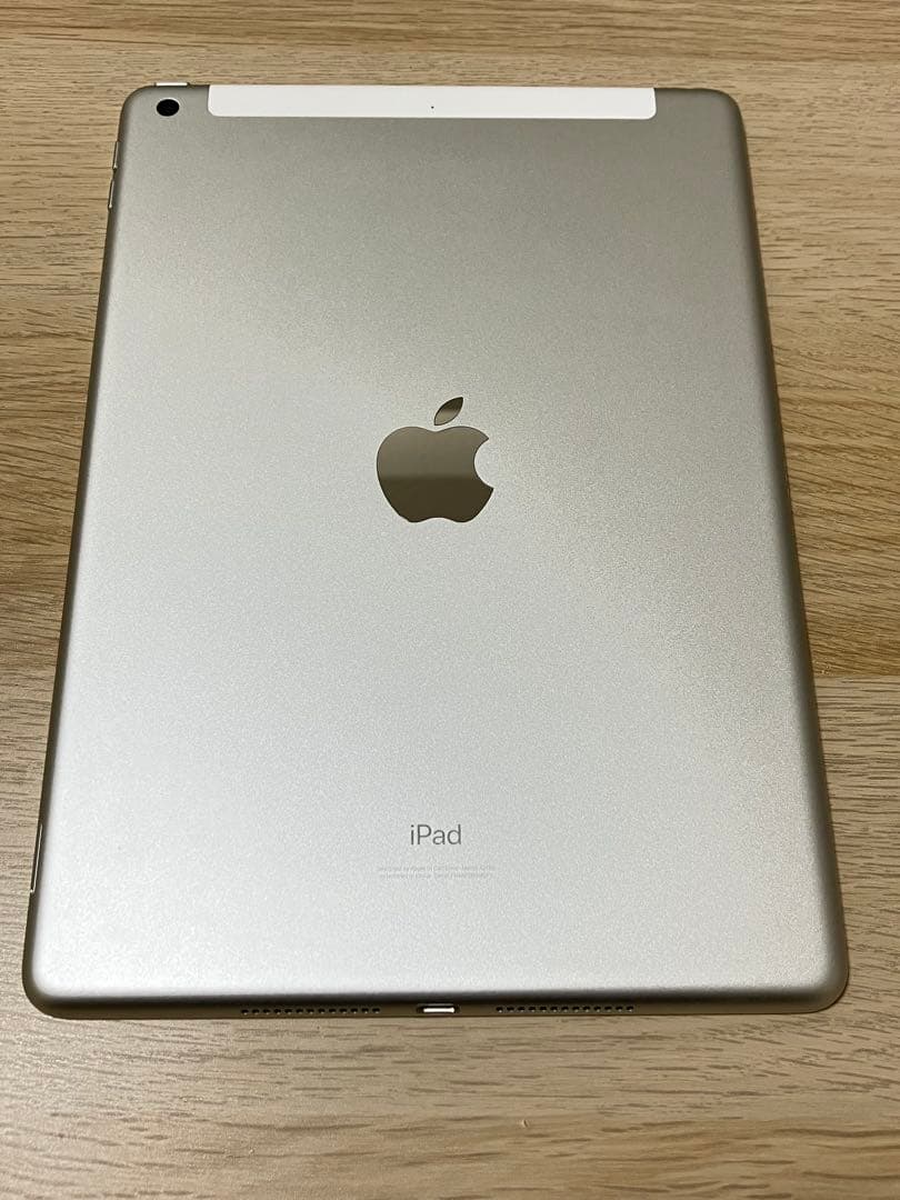 バッテリ最大容量100%劣化ナシ iPad第7世代32GBWiFiセルラードコモ